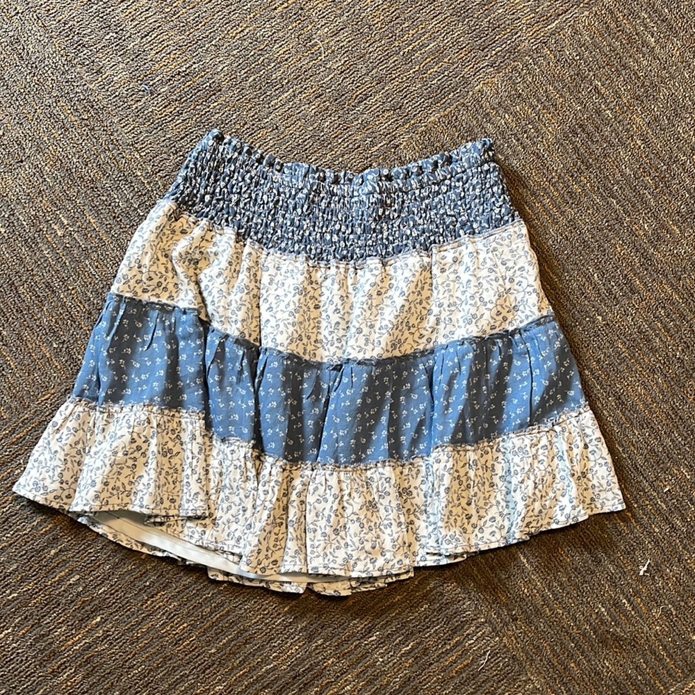 Flowy skirt